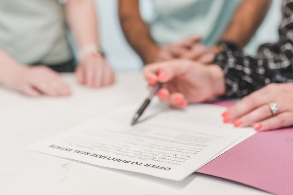 Common Conveyancing Queries and How to Resolve Them